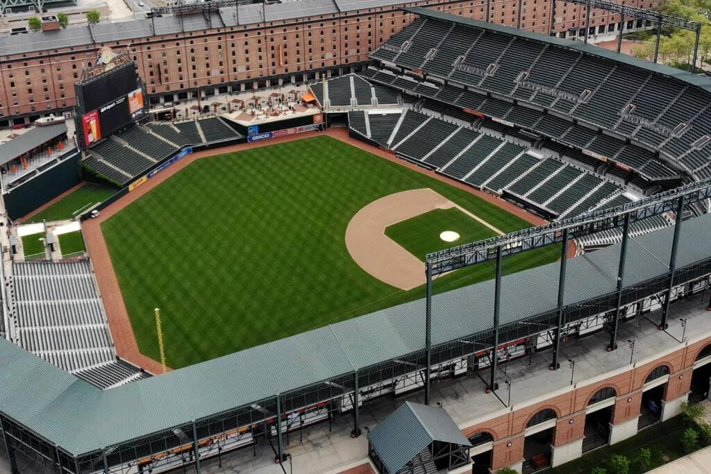 Downtown Luxury Suite Minutes From Everything Baltimore Exteriör bild